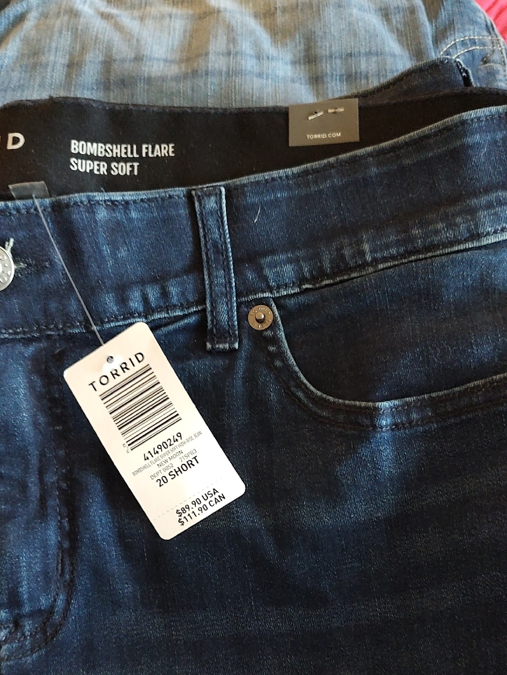 FIRST OFFER! Bombshell Flare Super Soft Jeans